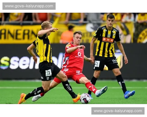 冰与火的交响：北雪平与埃尔夫，足球荣耀的双雄争霸